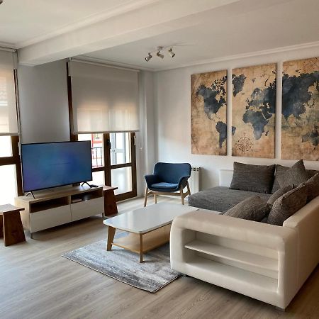 Precioso Apartamento A Estrenar En El Centro De Ezcaray 6-8 Pax Esterno foto